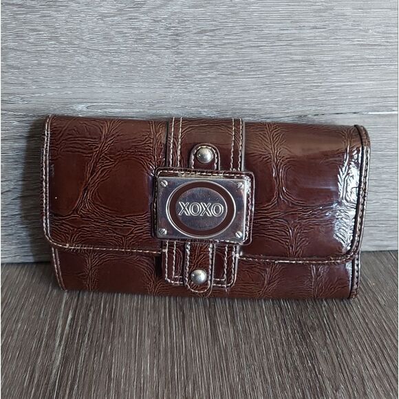 XOXO Vintage Brown Crocodile Print Wallet - Picture 1 of 8